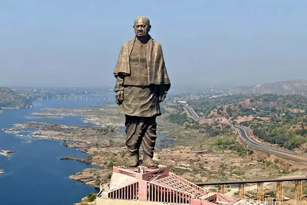 aroda to Statue Of Unity cab